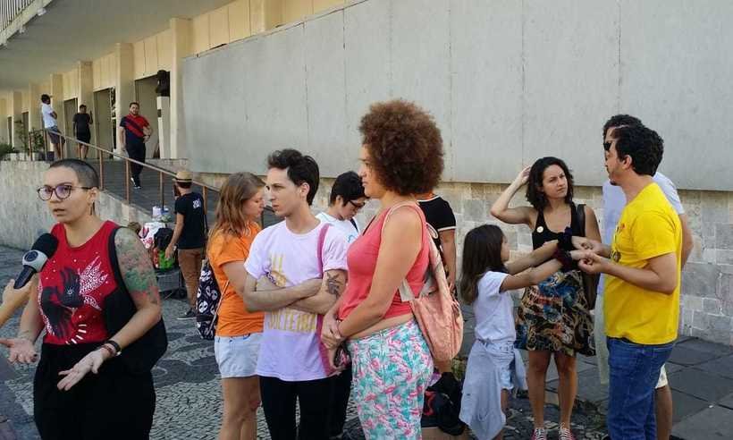 Representantes de blocos se reúnem com governo estadual para tentar liberar trios  - Paulo Filgueiras/EM/DA PRESS