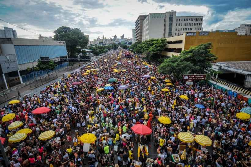 Rapaz de 22 anos morre na Praça da Estação e pode ser a primeira vítima durante carnaval - Leandro Couri/EM/D.A Press