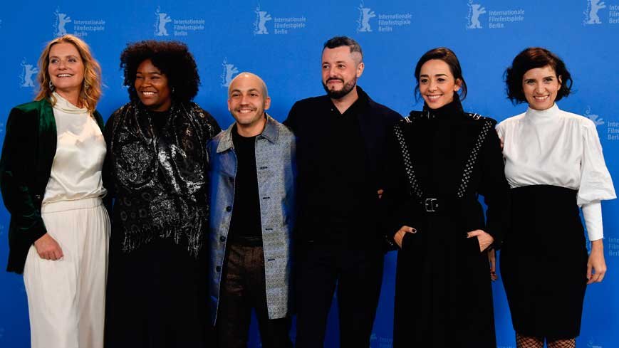  Longa brasileiro na disputa pelo Urso de Ouro estreia em Berlim - Gregor Fischer/AFP