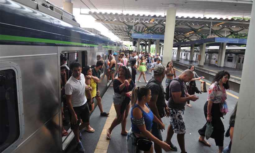 Metrô de BH: em última fase do reajuste, tarifa sobe para R$ 4,25 no domingo - Alexandre Guzanshe/EM/D.A Press