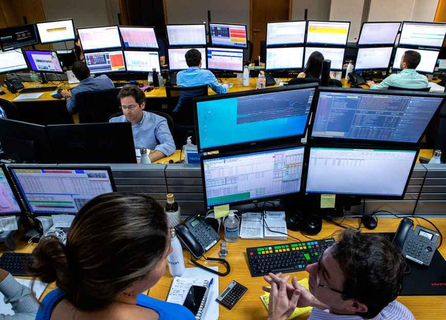  Após o turbilhão,  Bolsa de Valores de São Paulo  tem alívio incerto - Daniel Teixeira/Estadão Conteúdo