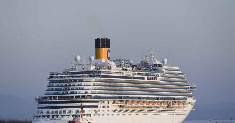 Navio de cruzeiro com dezenas de doentes busca porto na América do Sul - Miguel MEDINA / AFP 