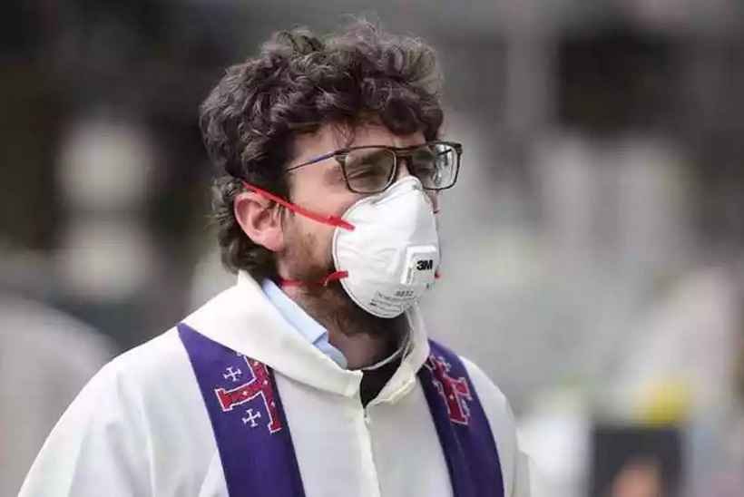 Novo coronavírus sobrevive até 72 horas em algumas superfícies - Piero Cruciatti/AFP