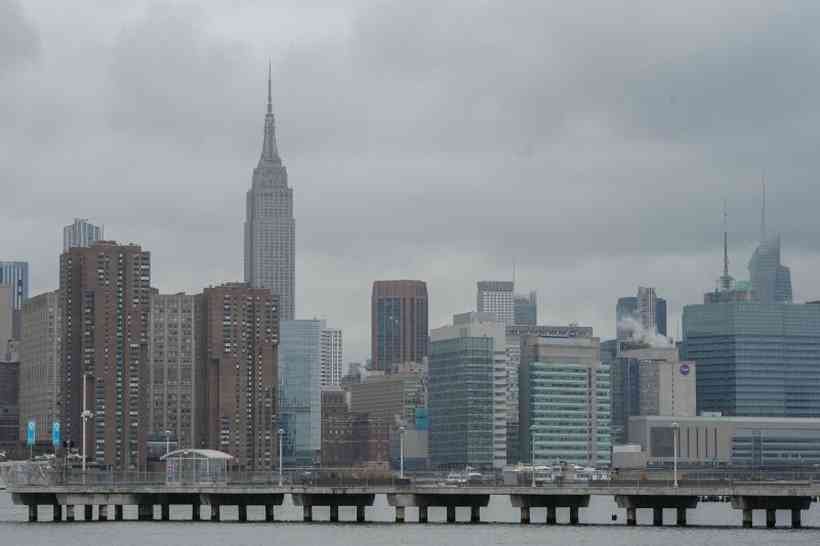 Isolamento social desacelera contágio de coronavírus em Nova York, diz governador - AFP / Bryan R. Smith