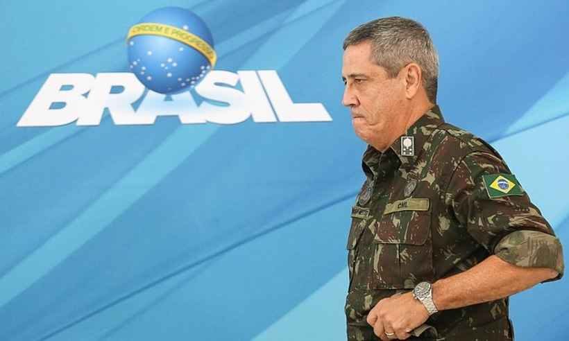 O dia que o general passou 'cola' a ministros durante entrevista coletiva no Planalto - Commons Wikimedia
