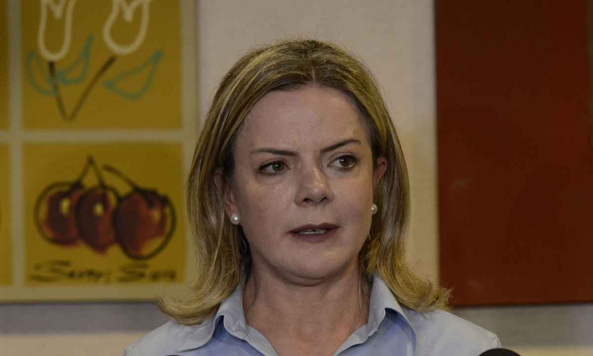 Procuradoria dá parecer a favor de ação de cancelamento do registro do PT - Agência Brasil 
