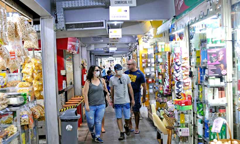 Queda de vendas: Feira do produtores expõe drama de comerciantes - Leandro Couri/EM/D.A Press