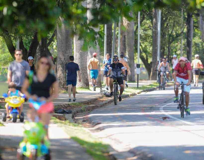 Kalil anuncia que vai restringir circulação de pessoas na orla da Lagoa da Pampulha - Leandro Couri/EM/D.A Press