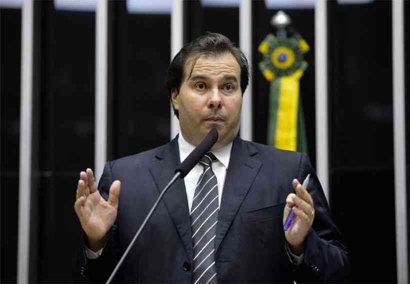  Maia critica governo por ignorar municípios na distribuição do auxílio de R$ 600 - Wilson Dias/Agência Brasil 