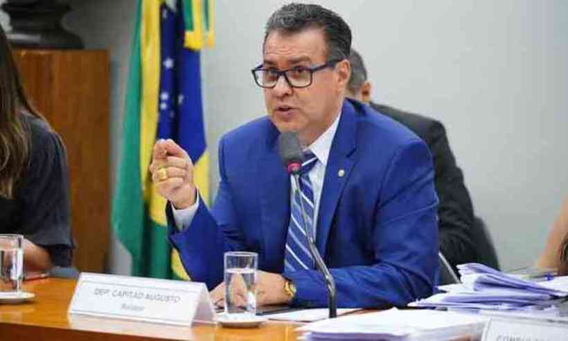 'É o começo do fim do mandato de Bolsonaro', diz líder da bancada da bala - Pablo Valadares/Câmara dos Deputados