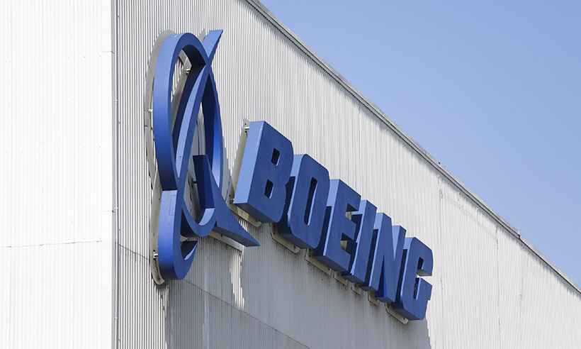 Boeing desiste de comprar área de aviação comercial da Embraer - Jason Redmond / AFP