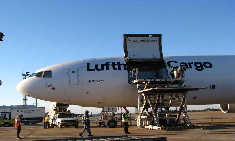 Minas Gerais recebe 4 milhões de doses de vacinas contra meningite C - Divulgação/BH Airport