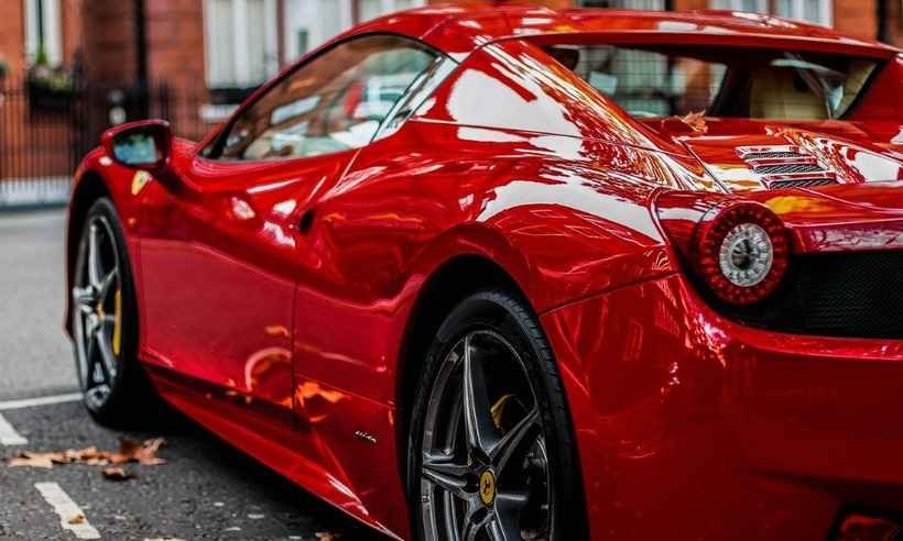 Entregas da Ferrari crescem 4,9%, apesar da pandemia de COVID-19 - Toby Parsons/Pixabay 