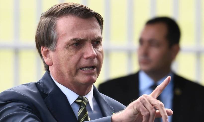 Bolsonaro afirma que gravação de reunião citada por Moro deveria ter sido destruída - Evaristo Sá/AFP