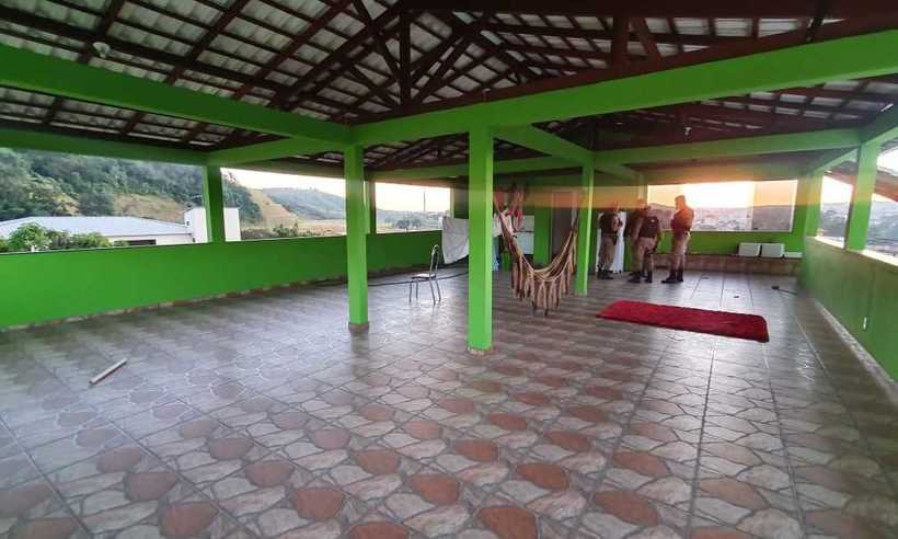 Suspeito de liderar associação criminosa na Serra é preso em casa de luxo - PMMG/Divulgação