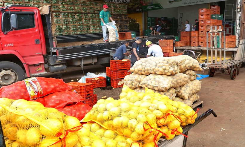 Preços de alface, tomate e melancia caem durante pandemia - Flickr