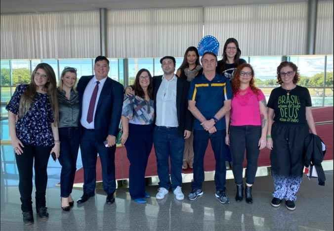 Apoio de youtubers e indignação no Supremo contra reunião de Bolsonaro - TWITTER/REPRODUÇÃO