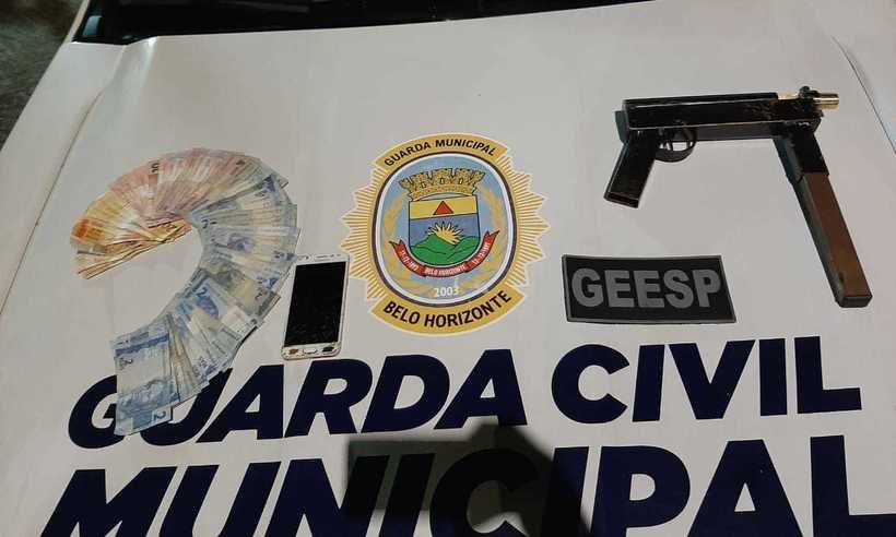 Flagrado com submetralhadora tenta subornar agentes da Guarda Municipal - GMBH/DIVULGAÇÃO