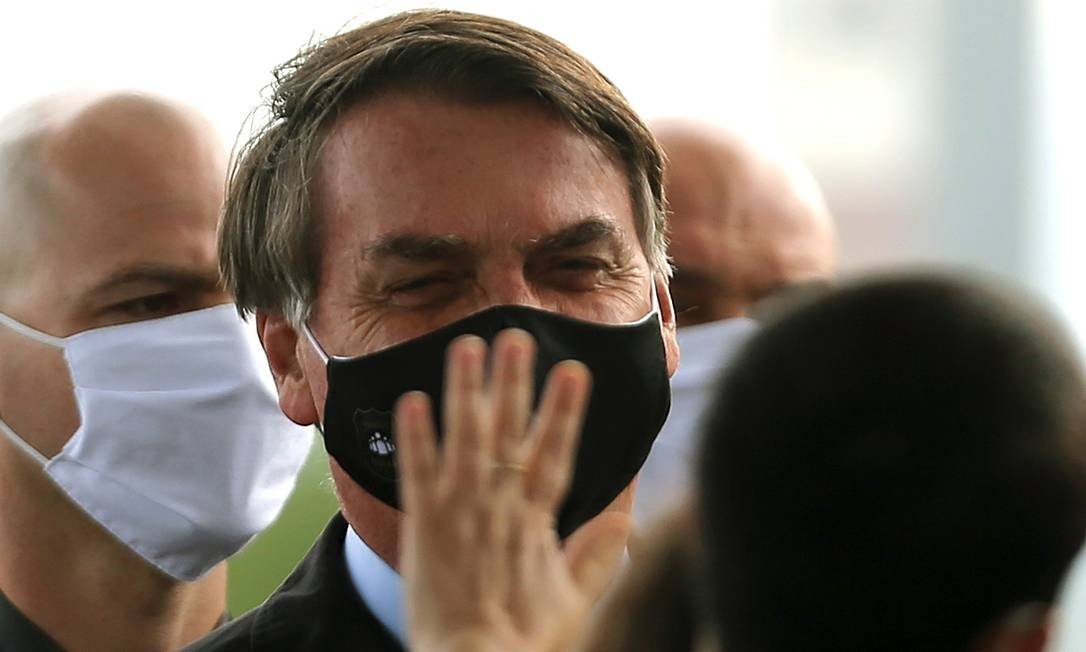 Bolsonaro sobre a crise: 'Classe média está ficando mais pobre' - Reprodução/Agência Brasil