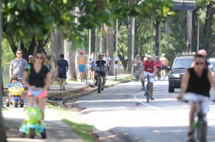 Isolamento? Domingos em BH têm 30% mais movimento que durante a semana - Leandro Couri/EM/D.A Press - 5/4/20 