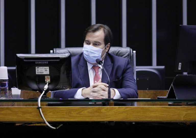Maia retruca deputado que propôs criminalizar queima de bandeira: 'E as faixas pedindo fechamento do Congresso?' - Najara Araújo/Najara Araújo/Agência Câmara
