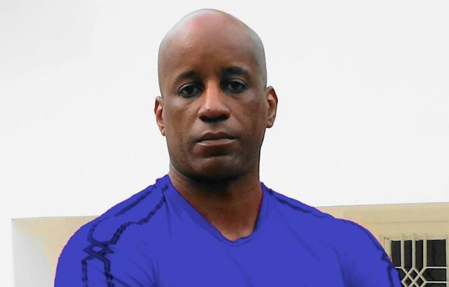 Sérgio Camargo sobre Alcione: 'Barraqueira que incita ao crime e à violência contra um negro' - Reprodução/Facebook