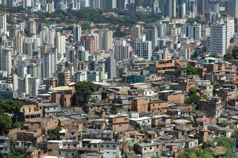 Pesquisa mostra distribuição injusta do auxílio emergencial entre moradores de favelas e classes A e B - Beto Magalhães/EM/D.A Press 8/1/20