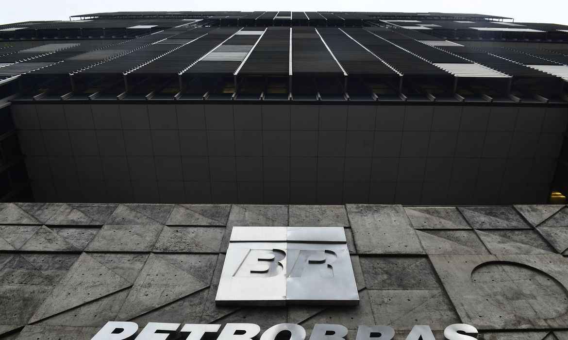 Petrobras divulga venda de participação em cinco empresas de energia - Arquivo/Agência Brasil