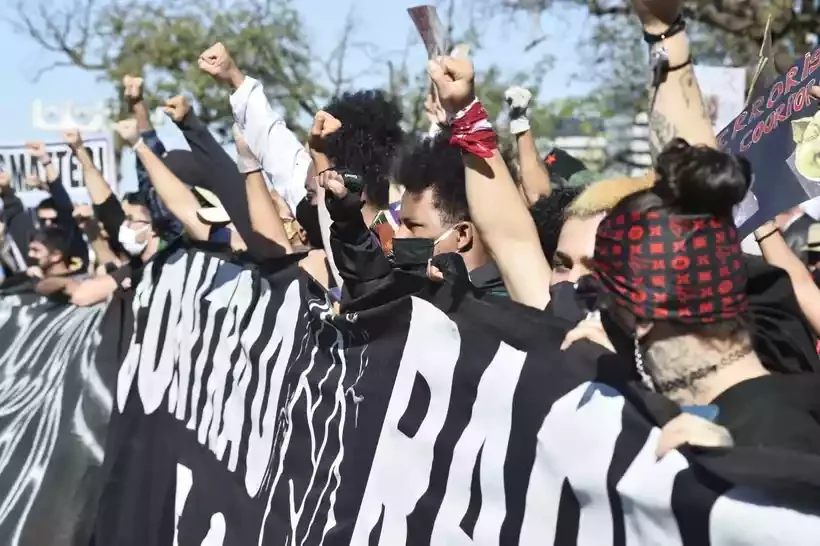 Ato antifascista é pacífico e termina sem grandes conflitos em Brasília - Minervino Júnior/DA/CB Press