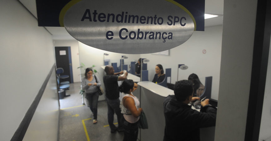 Câmara suspende por três meses a inclusão do nome de devedor no SPC - Leandro Couri/EM/D.A Press