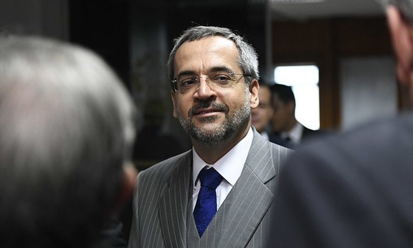 MP permite a Weintraub escolher reitores temporários de universidades na pandemia - Wikimedia Commons