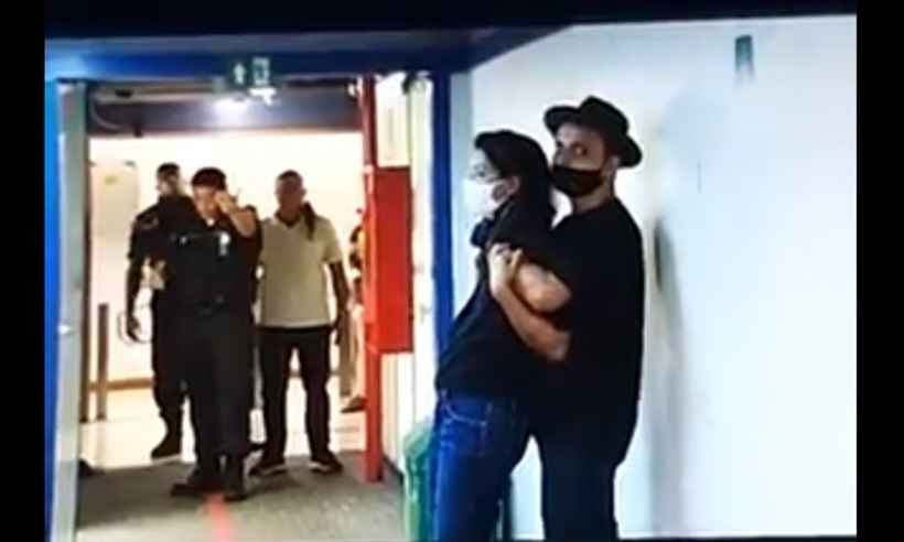 Homem com faca invade sede da Rede Globo no Rio e faz repórter refém - Reprodução/Redes Sociais