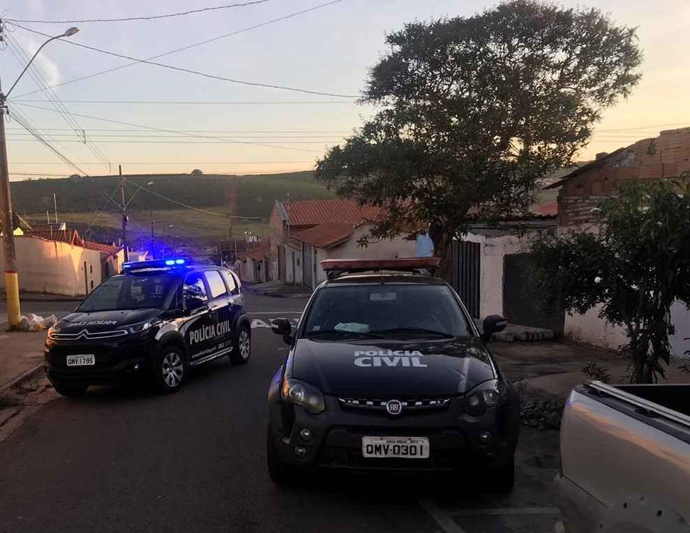 Casal é preso por estuprar jovem com doença mental no Sul de Minas - Polícia Civil/Reprodução