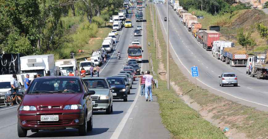 Sem recursos para infraestrutura, reação da economia perde rumo - Beto Novaes/EM/D.A Press 23/5/18