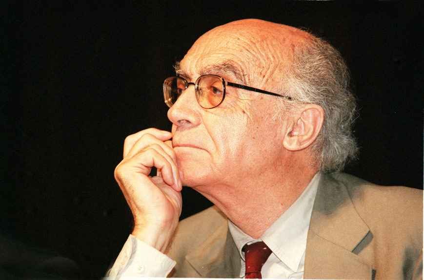 Dez anos sem Saramago rende homenagens - Gualter Naves/EM/D.A Press %u2013 5/12/2000
