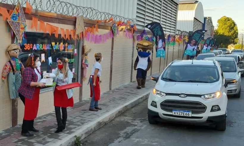 Coronavírus: escola promove festa junina em modo drive-thru na Região Norte - Gladyston Rodrigues/EM/D.A Press