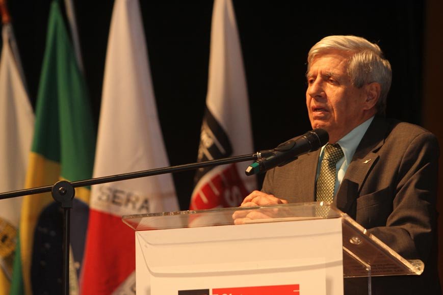 Falta de harmonia entre poderes pode ter consequências imprevisíveis - JAIR AMARAL/EM/D.A.PRESS