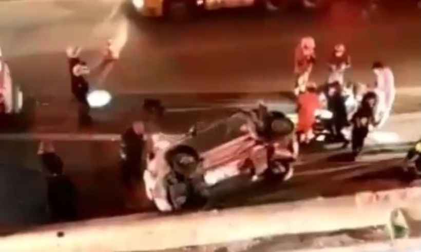 Motorista morre após carro cair de viaduto em Contagem - Redes sociais/Reprodução