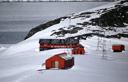 Aquecimento ocorre três vezes mais rápido no Polo Sul que no resto do mundo - JOHAN ORDONEZ/AFP