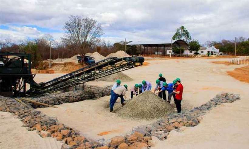Mineradora capta US$ 45 milhões para extrair lítio em Minas Gerais - Divulgação/Sigma