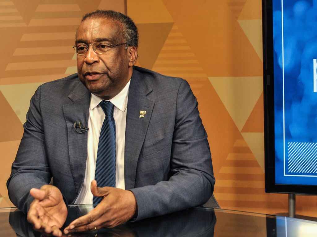 Decotelli relata racismo de professora com filha: 'Você é negra, que negócio é esse de ser médica?' - Marcello Casal Jr/Agência Brasil