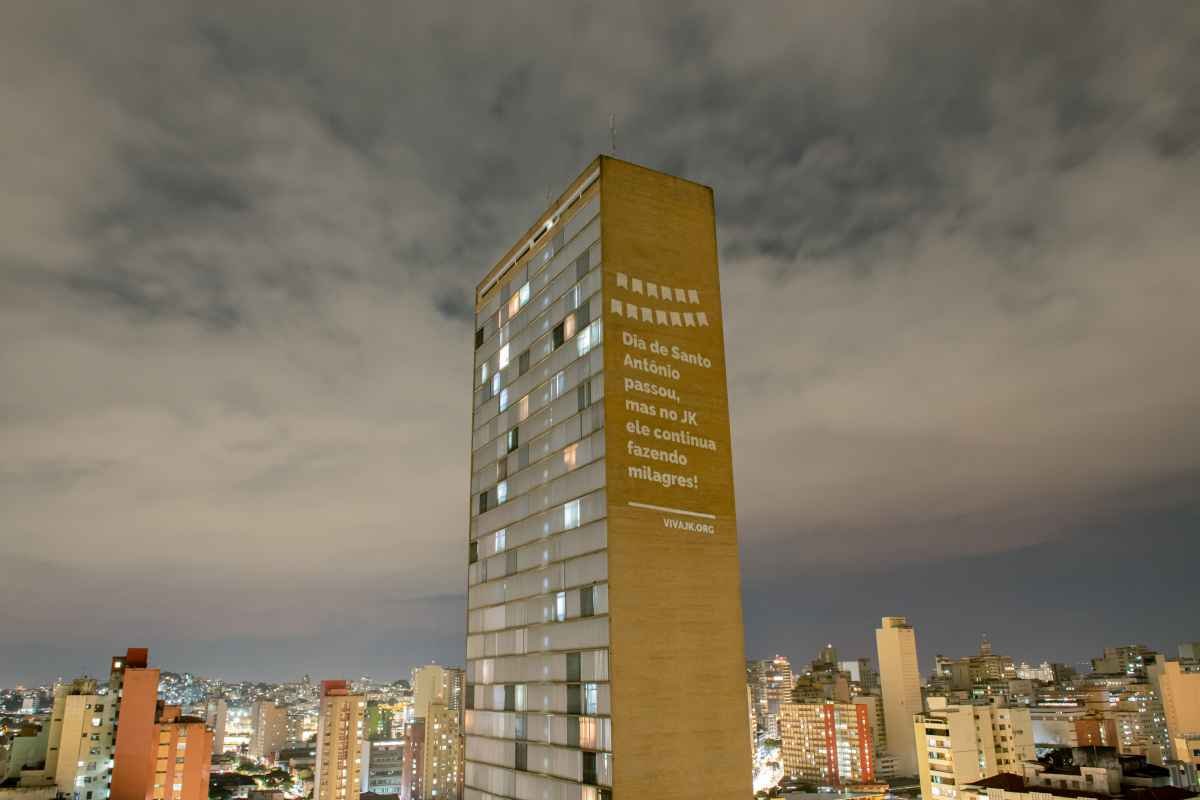 Festa junina em BH tem direito a correio elegante na fachada do JK; veja imagens - Gui Barros/Viva JK