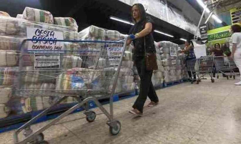 Distribuição de cestas básicas e kits de higiene é prorrogada até agosto - Edésio Ferreira/EM/D.A Press
