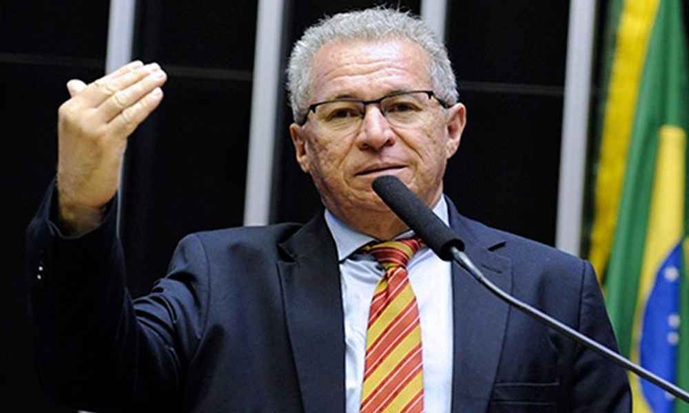 Deputado Assis Carvalho (PT-PI) morre após sofrer infarto neste domingo - Divulgação/Câmara dos Deputados