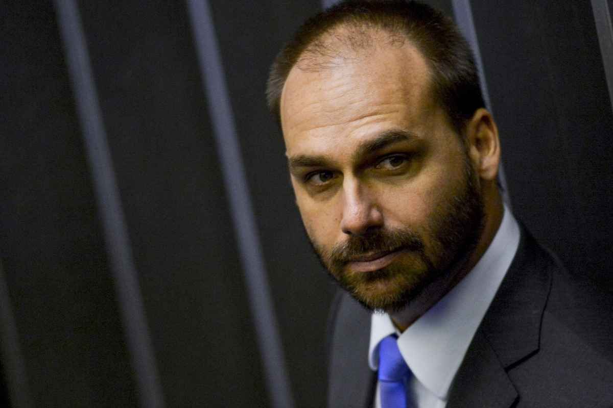 Após teste positivo de Bolsonaro, Eduardo defende uso de cloroquina - Agência Brasil/Reprodução