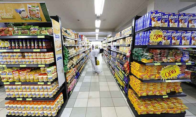 Em meio à recessão, comércio varejista reage com alta de 13,9% - Wikimédia Commons