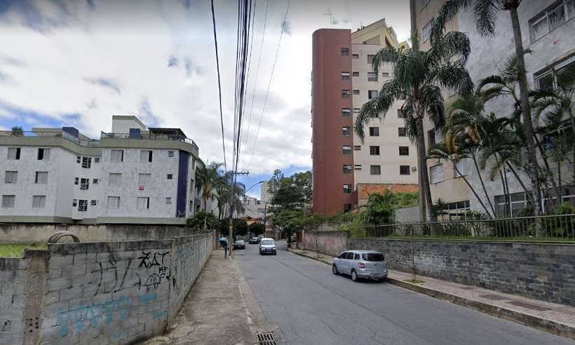 Homem é preso após ameaçar e roubar motorista de aplicativo no Santo Antônio - Reprodução/Google Street View