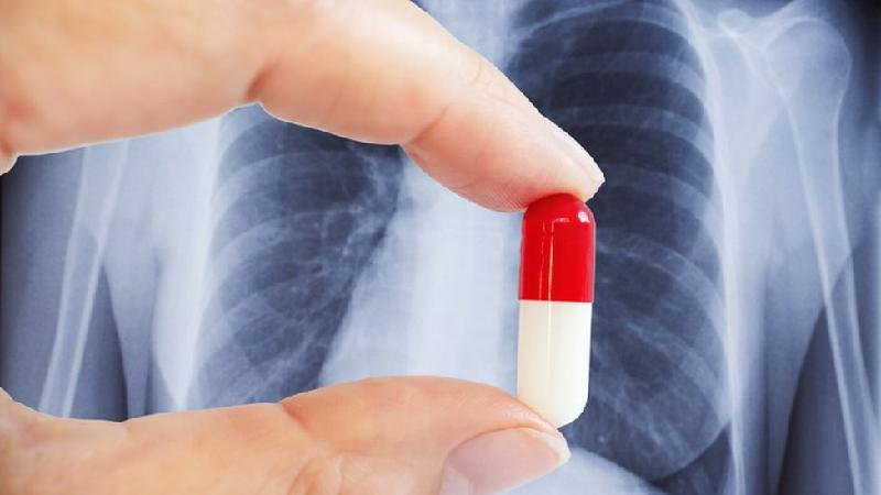 Os polêmicos vídeos de médicos que recomendam tratamentos sem comprovação para COVID-19 - Getty Images