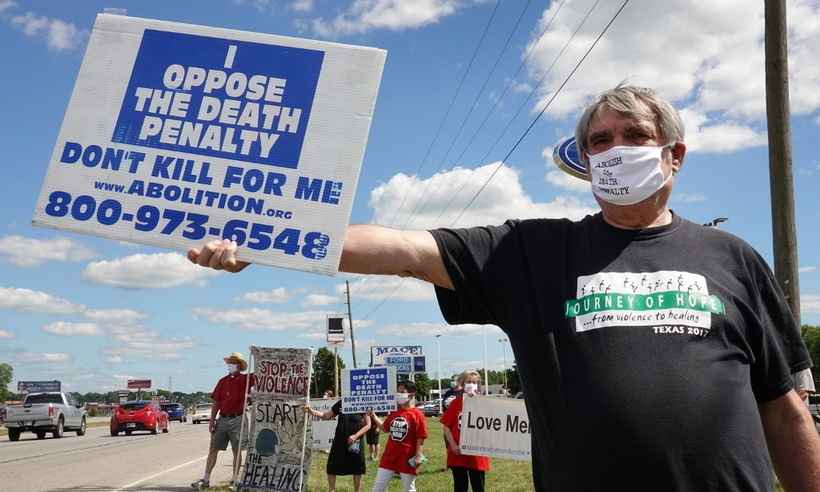 Pena de morte: EUA executam preso federal pela primeira vez em 17 anos - SCOTT OLSON / GETTY IMAGES NORTH AMERICA / Getty Images via AFP