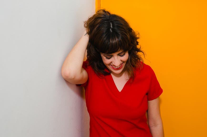 Cantora Julia Branco encarna papel de entrevistadora na quarentena - Rafael Sandim/Divulgação
